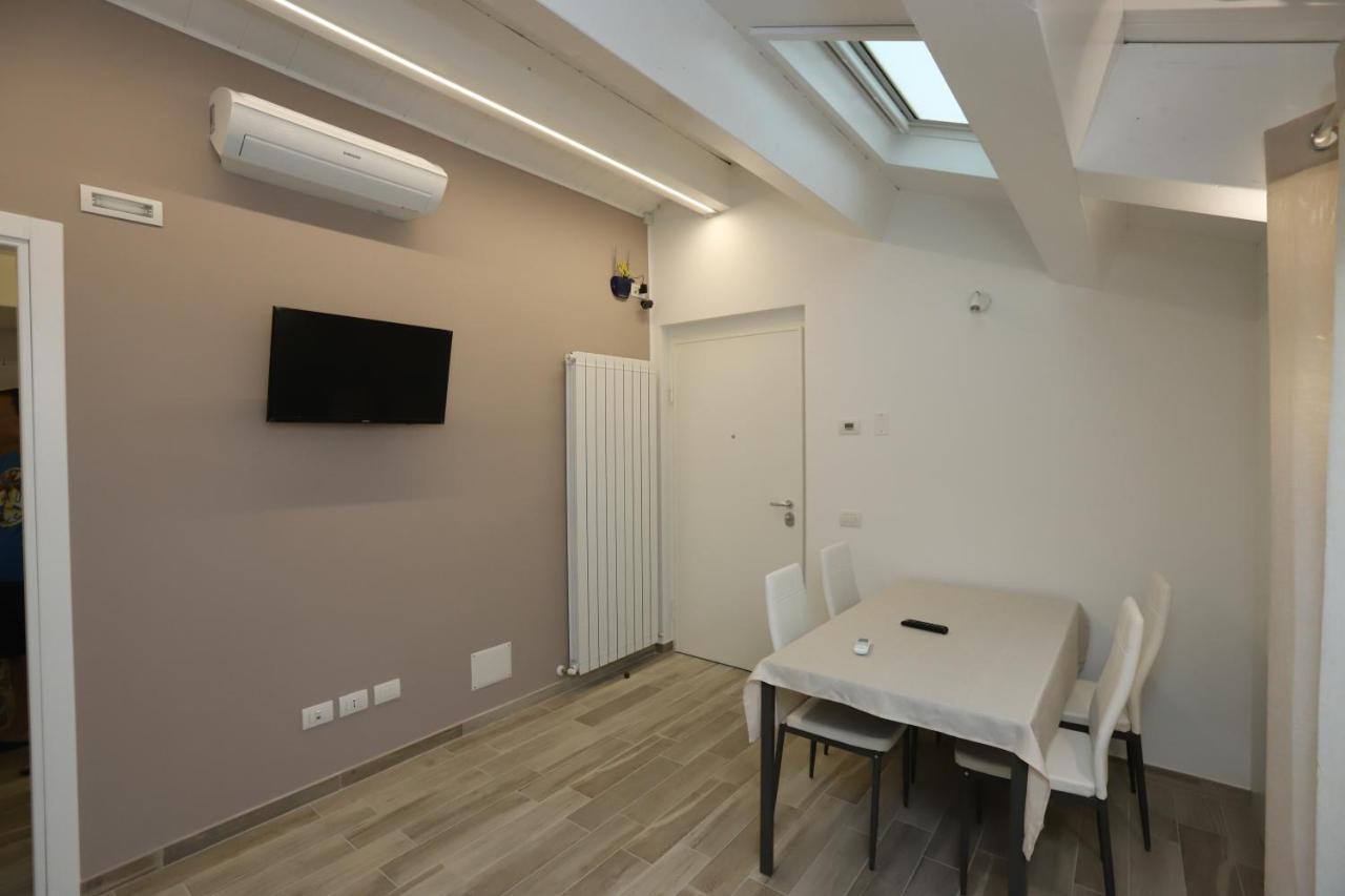Orchidea Rooms & Suites Чивитанова-Марке Экстерьер фото